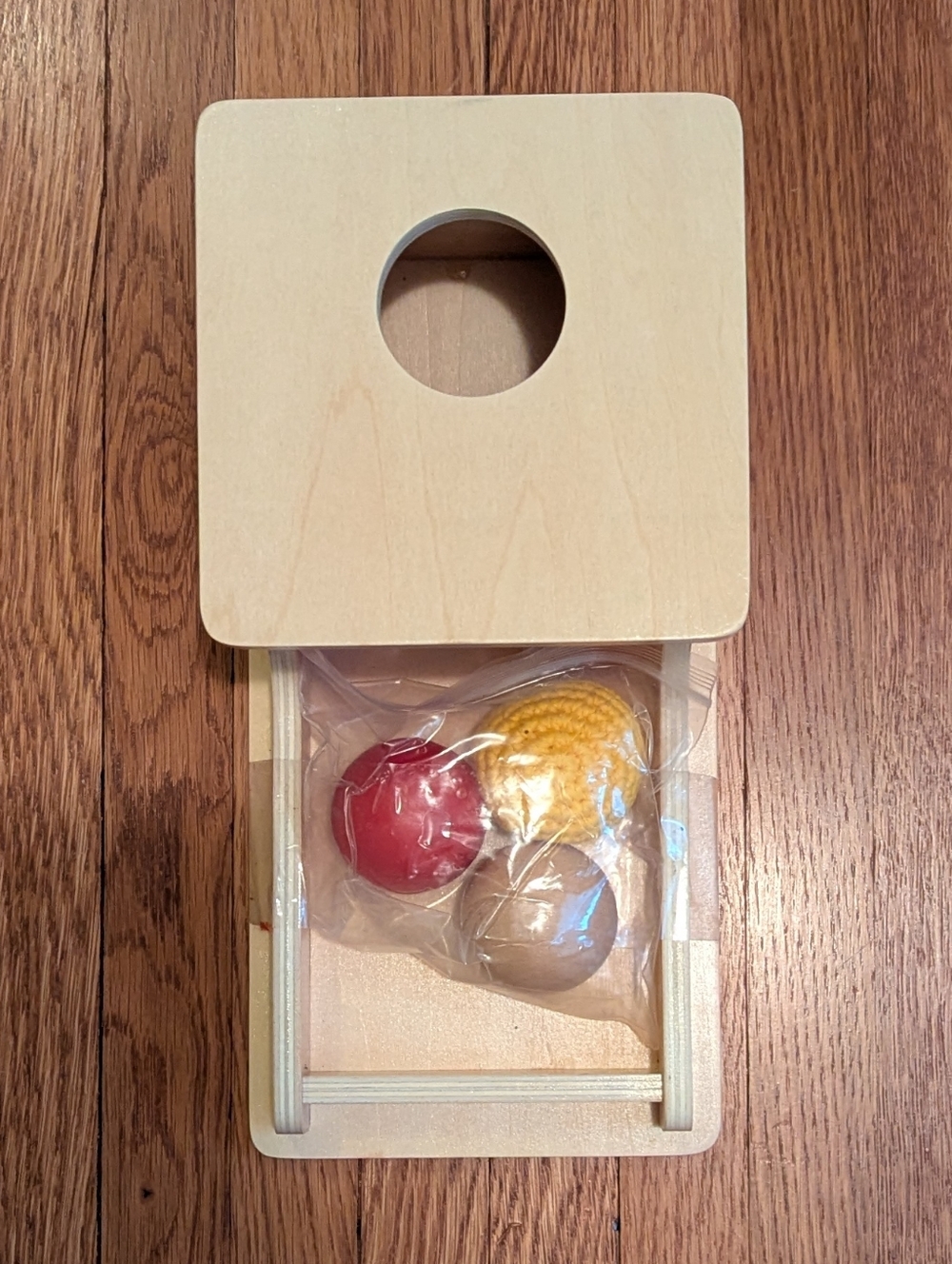 Montessori Wooden Object Permanence Box with 3 Balls - Picture 2 of 7